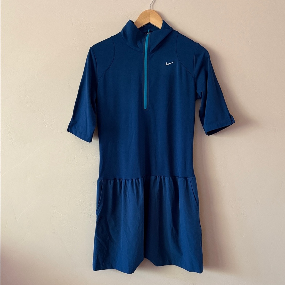 NIKE golf tour performance dress Sz M